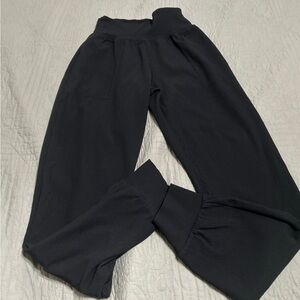 Athleta Salutation Rib Joggers